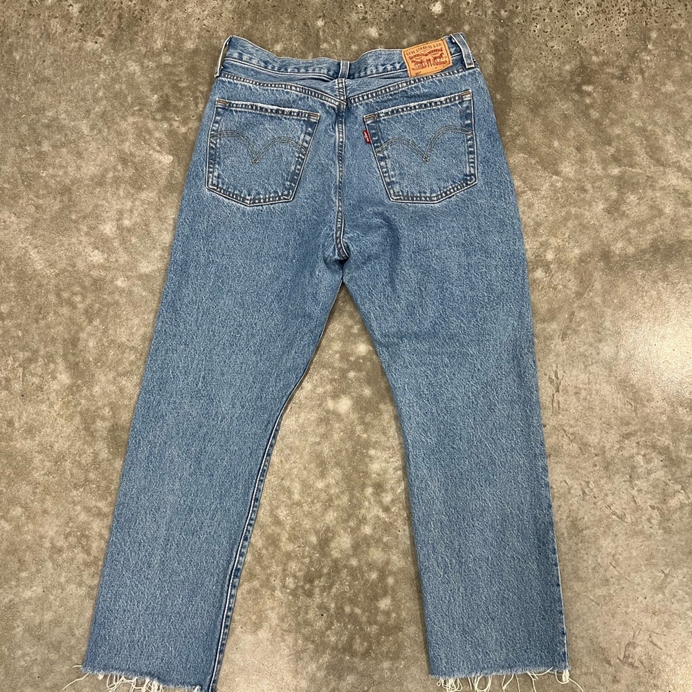 Levi’s Jeans - Picture 2 of 4